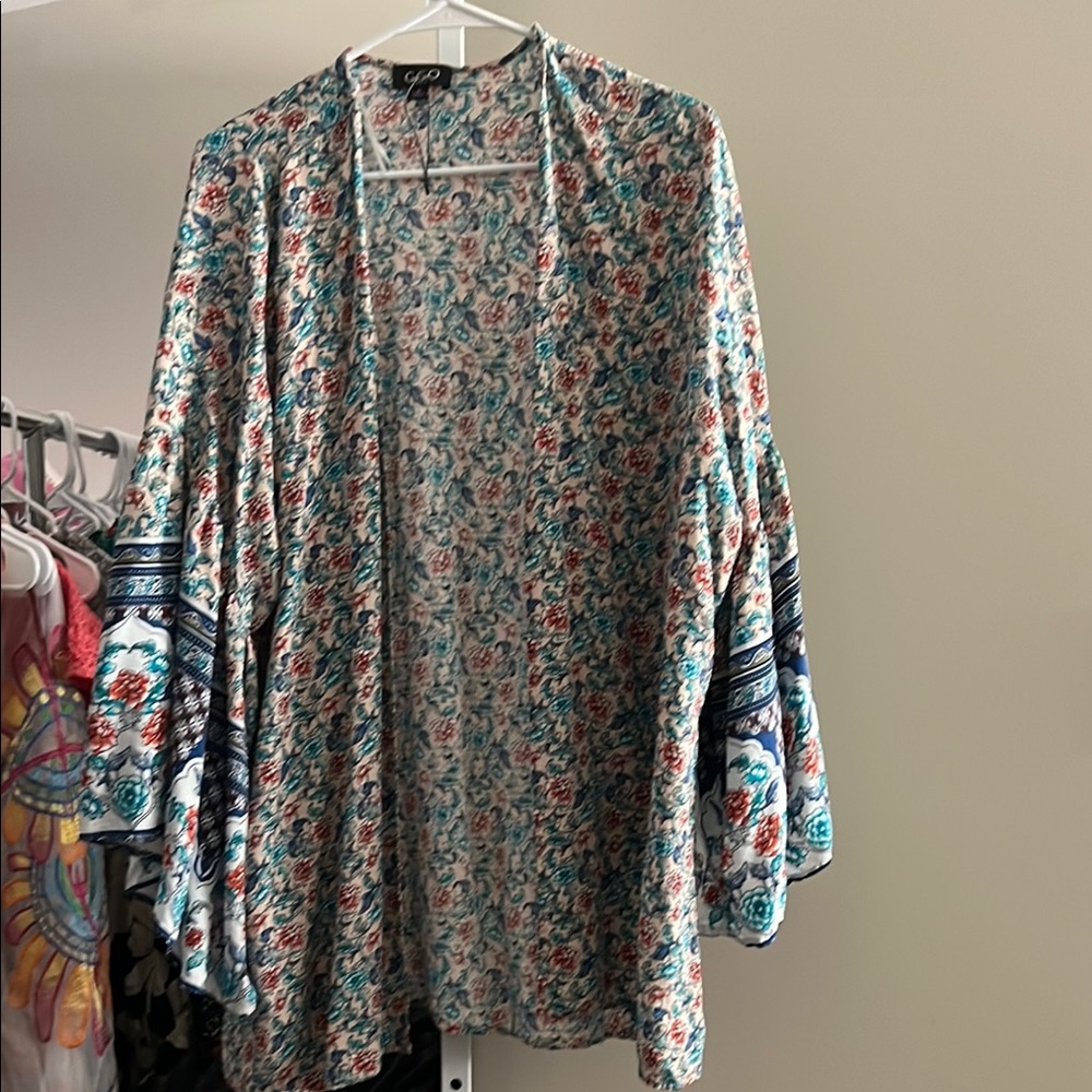 GiGi New York Floral Kimono Shrug